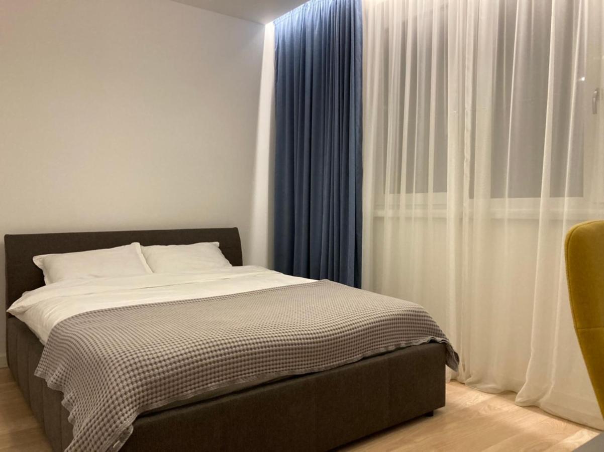 Papillon Apartment #6 Dumbravita  外观 照片